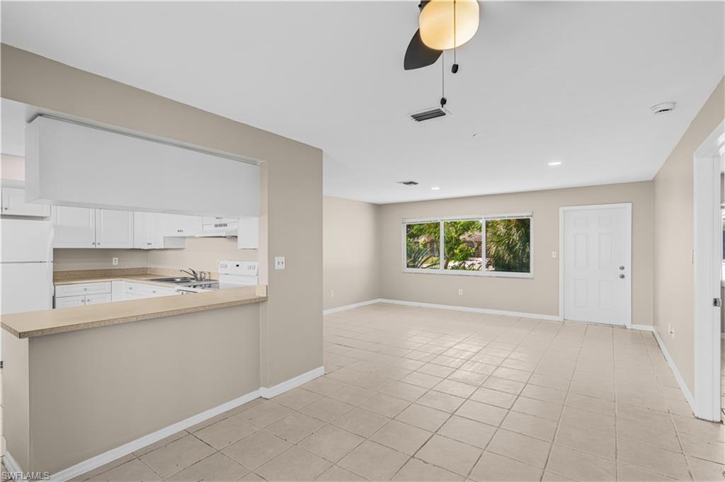 CAPE CORAL - Residential Lease