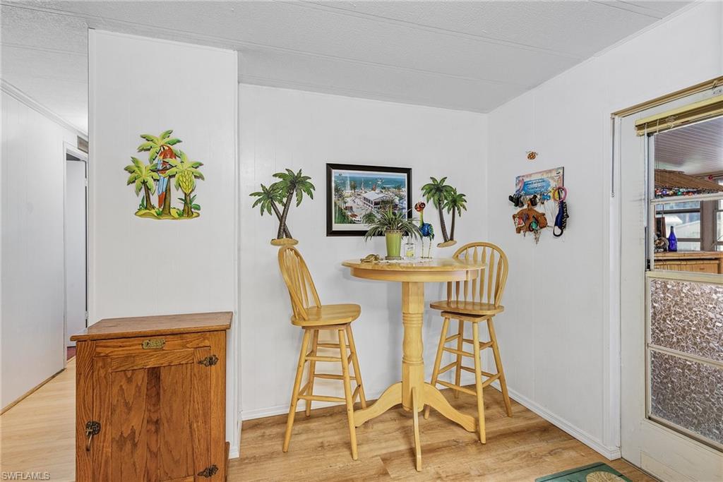 FOREST PARK MOBILE HOME - Residential