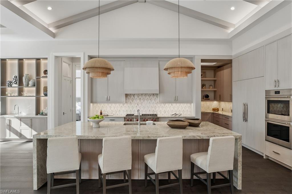 PARK SHORE - Residential