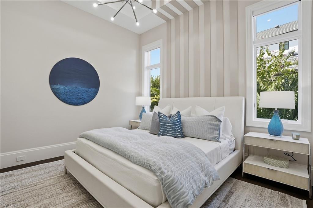 PARK SHORE - Residential