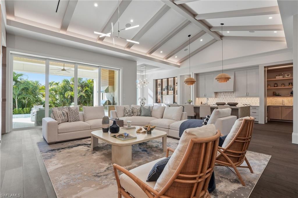 PARK SHORE - Residential