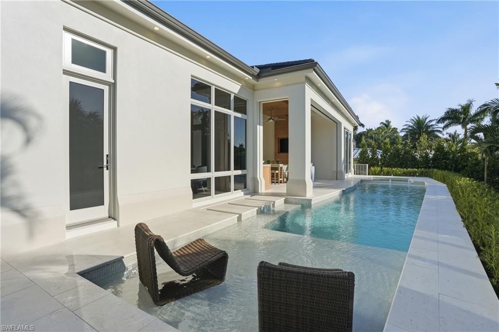 PARK SHORE - Residential