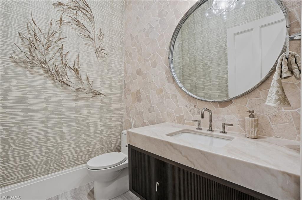 PARK SHORE - Residential