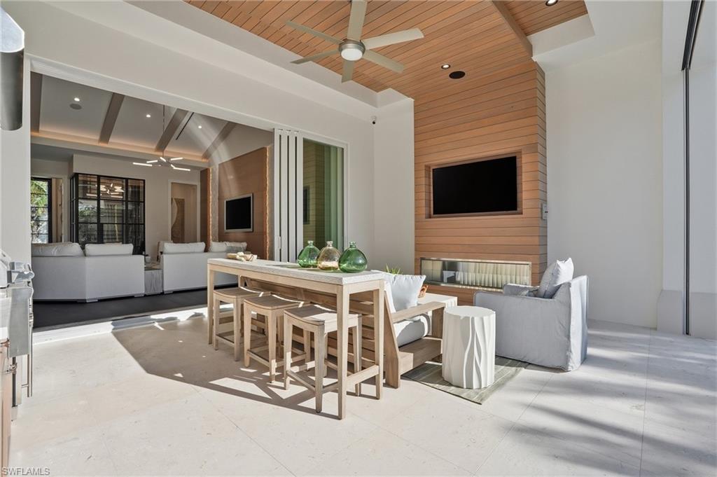 PARK SHORE - Residential