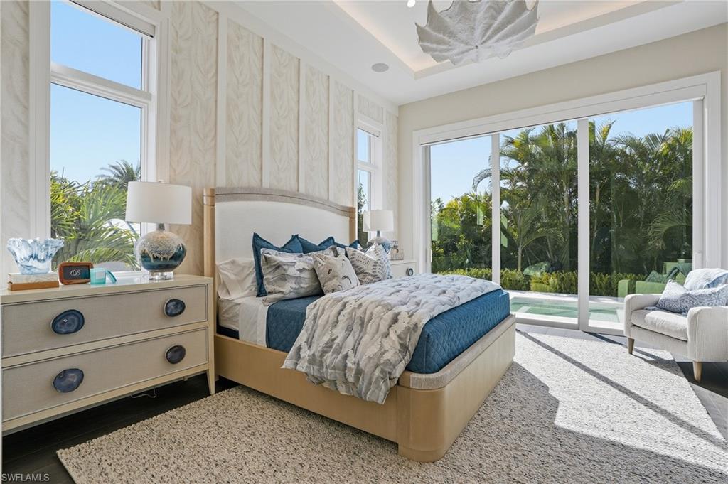 PARK SHORE - Residential