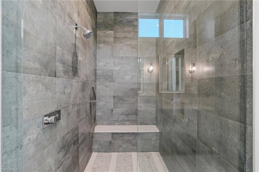 PARK SHORE - Residential