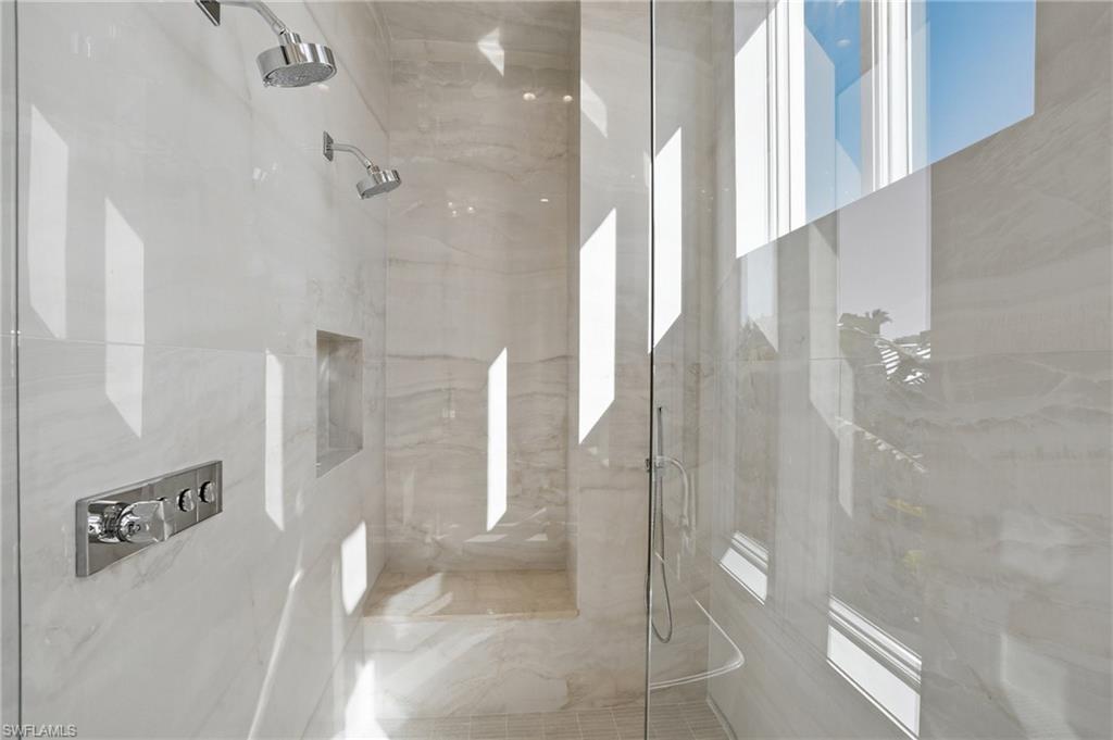 PARK SHORE - Residential