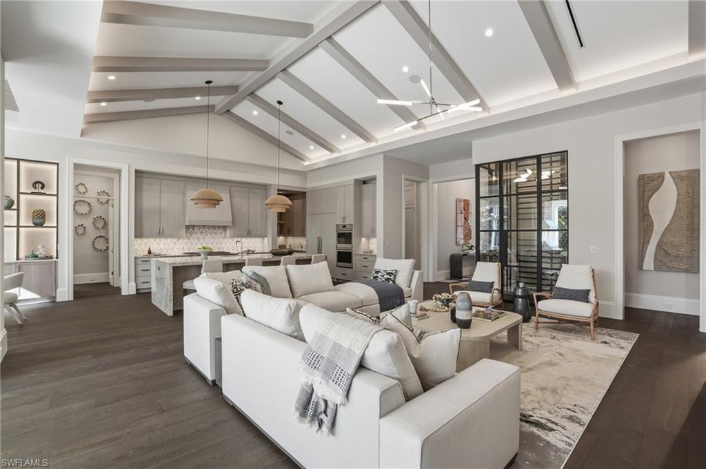 PARK SHORE - Residential