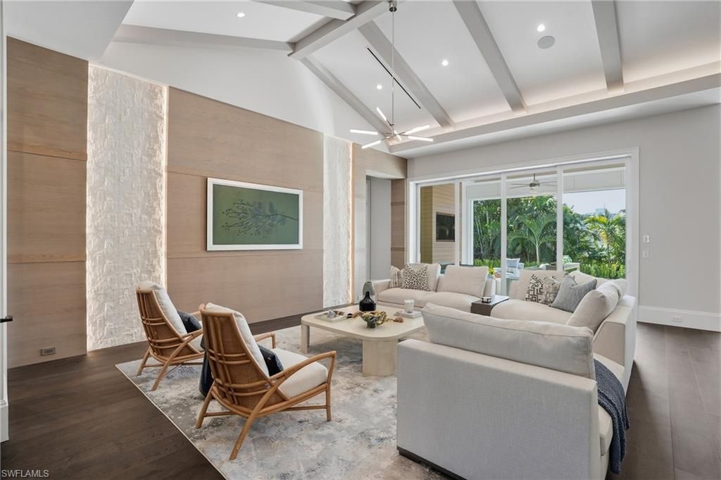 Photo of 510 Neapolitan LN, NAPLES, FL 34103 (MLS # 226005692)