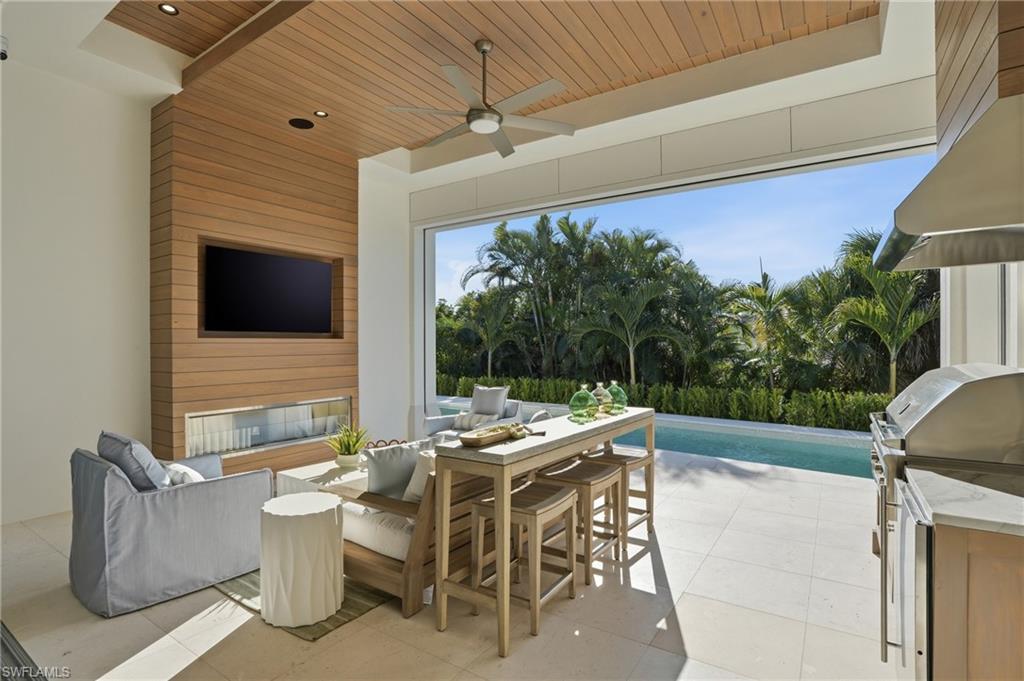 PARK SHORE - Residential