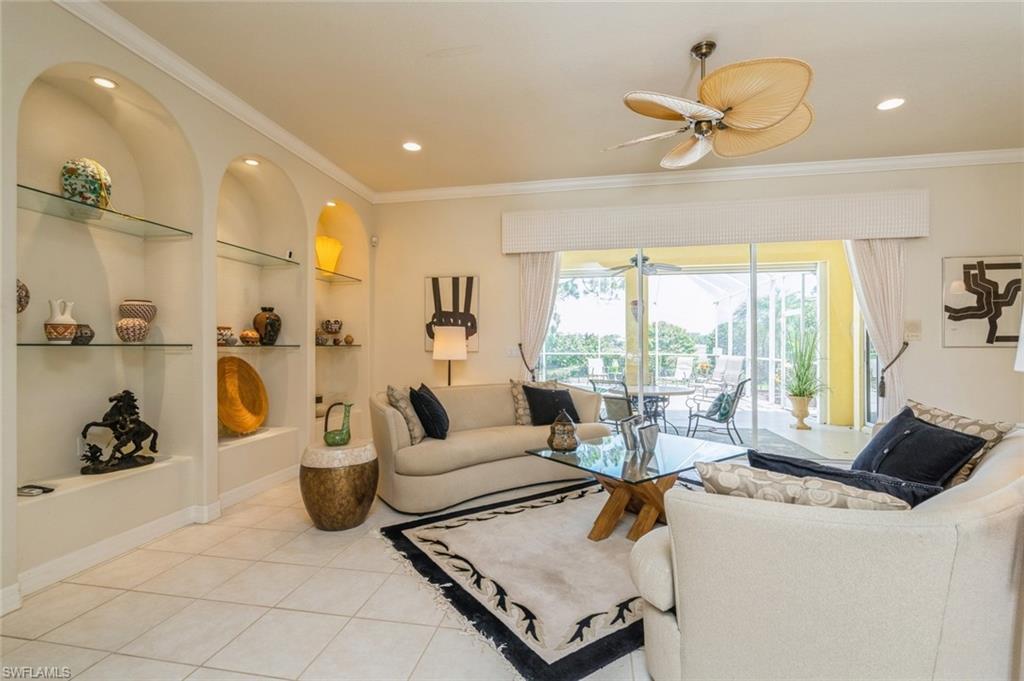 SPANISH WELLS - Residential