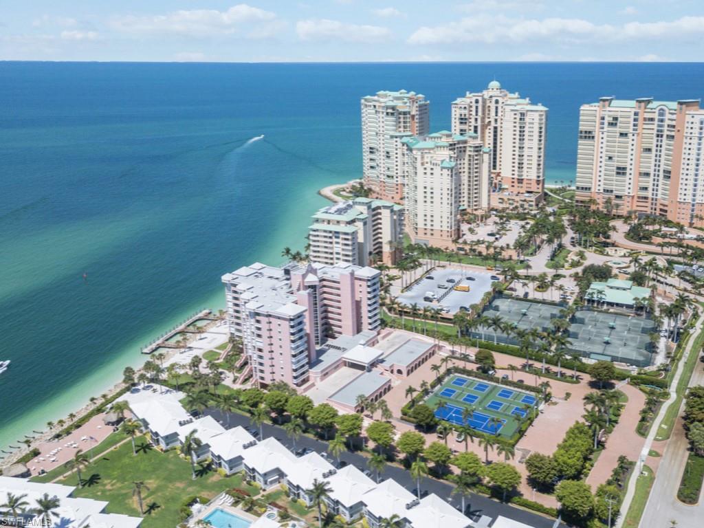 PLANTATION - Residential