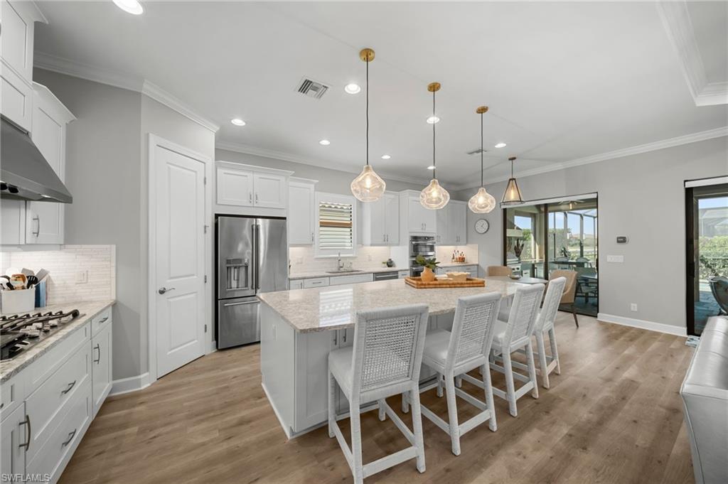 ESPLANADE - Residential