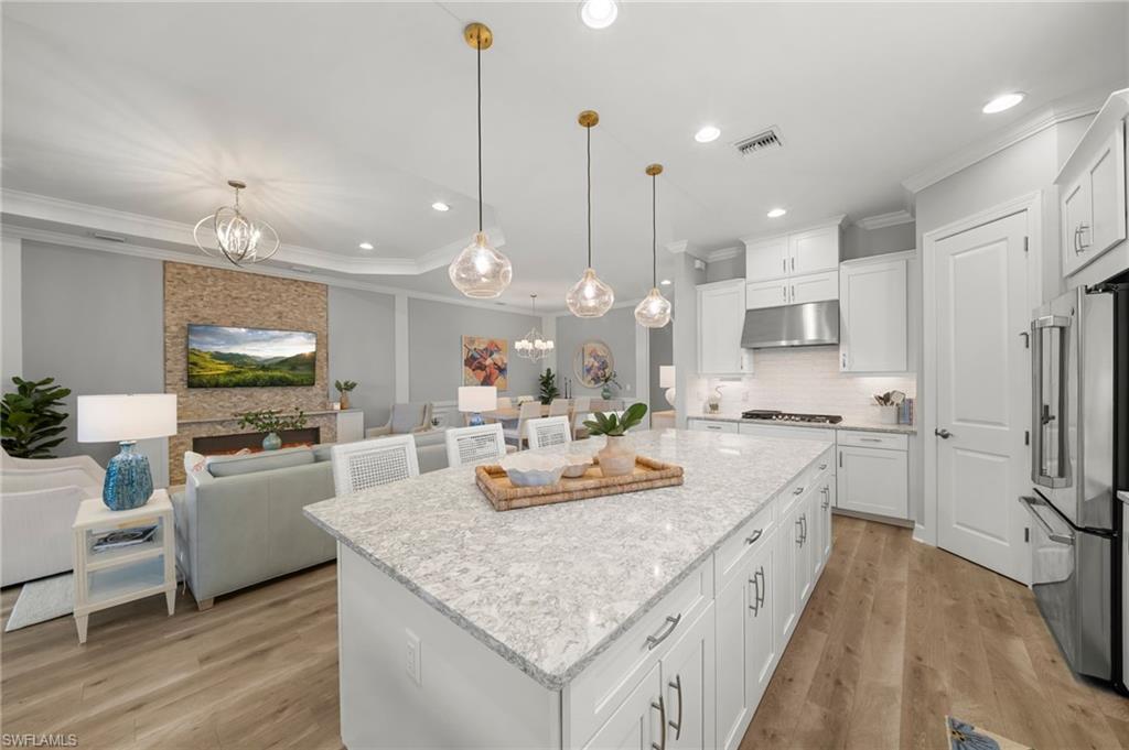 ESPLANADE - Residential