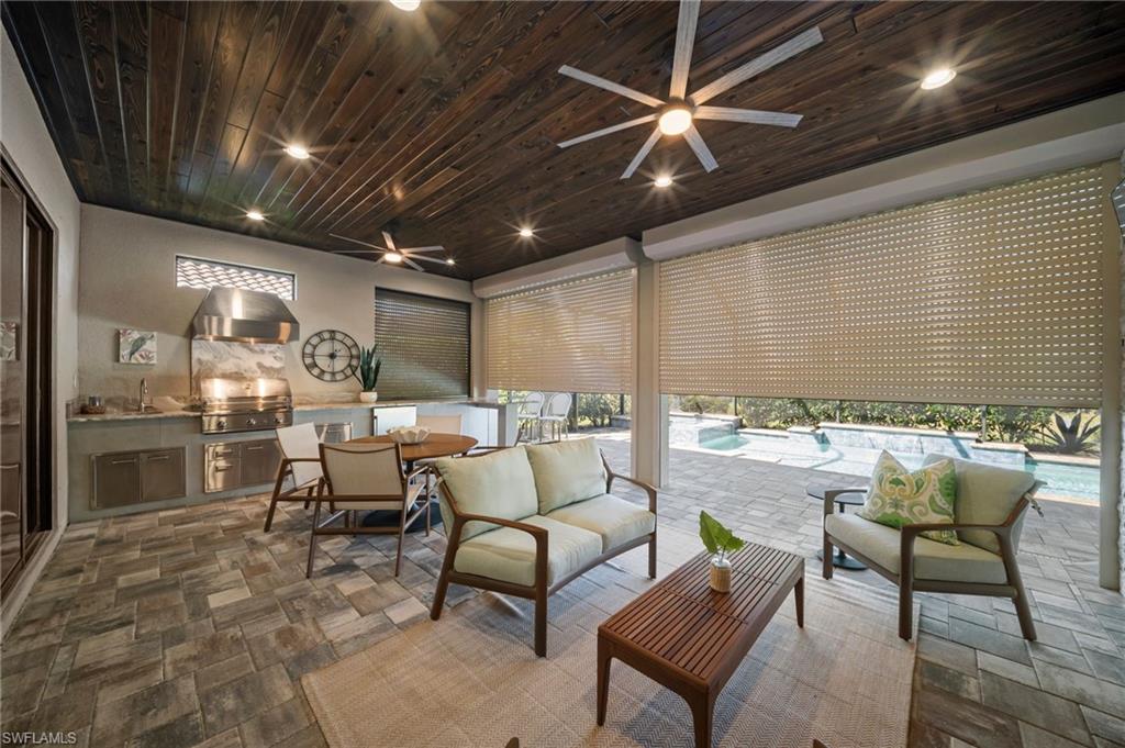 ESPLANADE - Residential