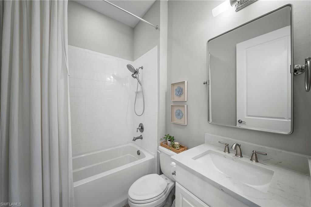 ESPLANADE - Residential