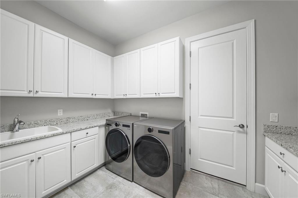 ESPLANADE - Residential