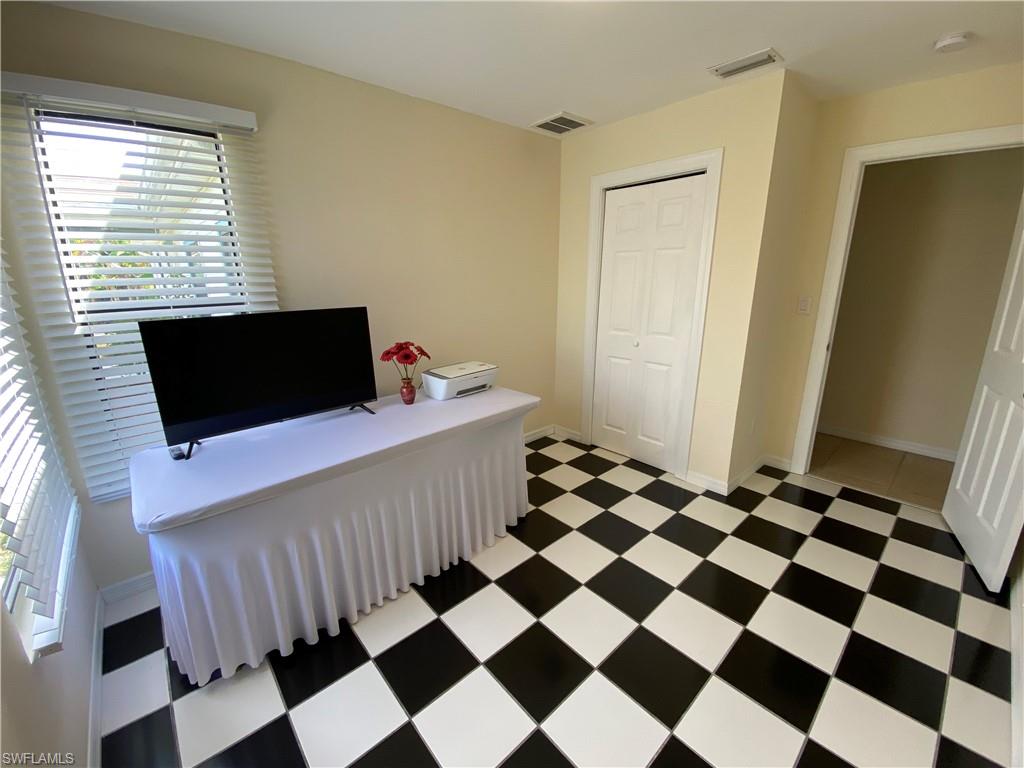 ST JAMES CITY - Residential