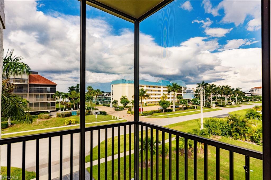 SWALLOWS OF SAN MARCO - Residential