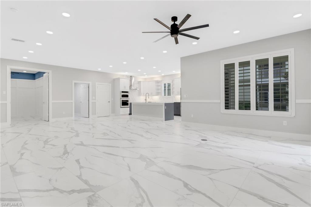 THE ENCLAVE - Residential