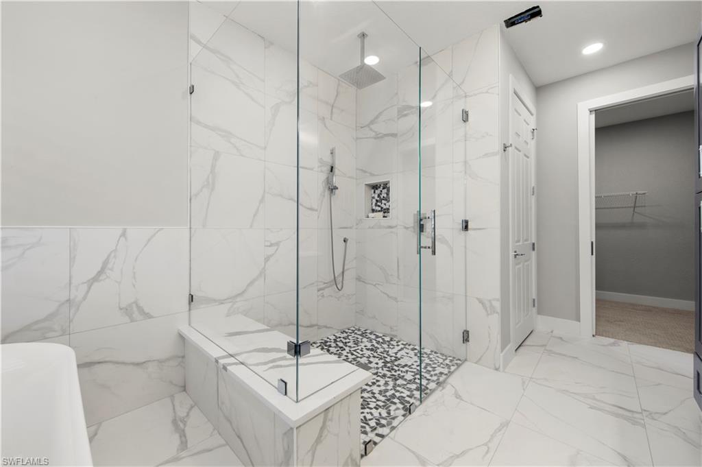 THE ENCLAVE - Residential