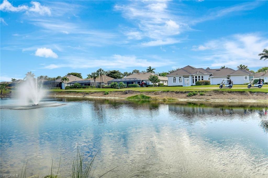 WEDGE WOOD AT THE STRAND - Residential