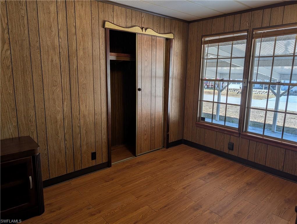 FOREST PARK MOBILE HOME - Residential