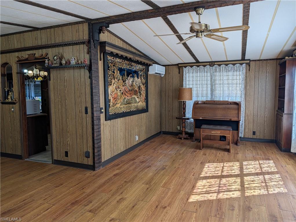 FOREST PARK MOBILE HOME - Residential