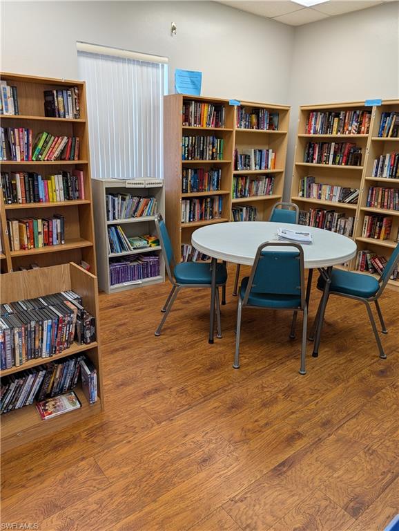 FOREST PARK MOBILE HOME - Residential