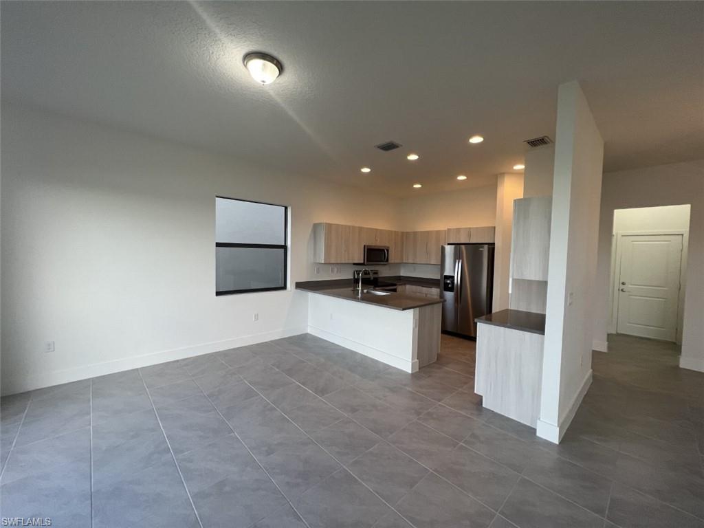 SILVERWOOD - Residential Lease