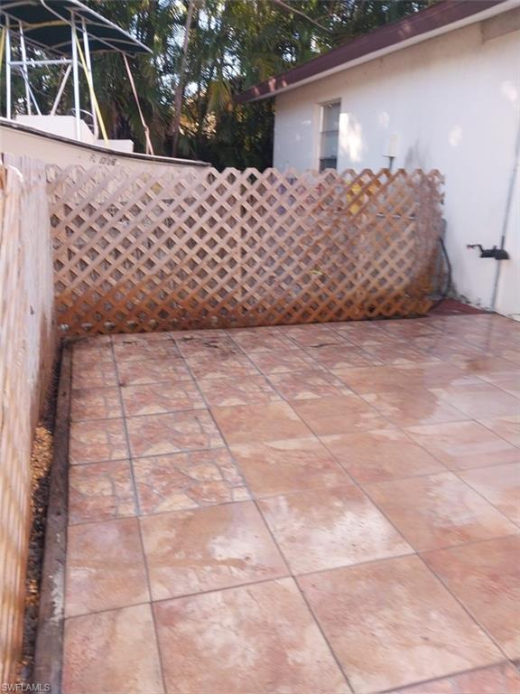 CAPE CORAL - Residential Lease