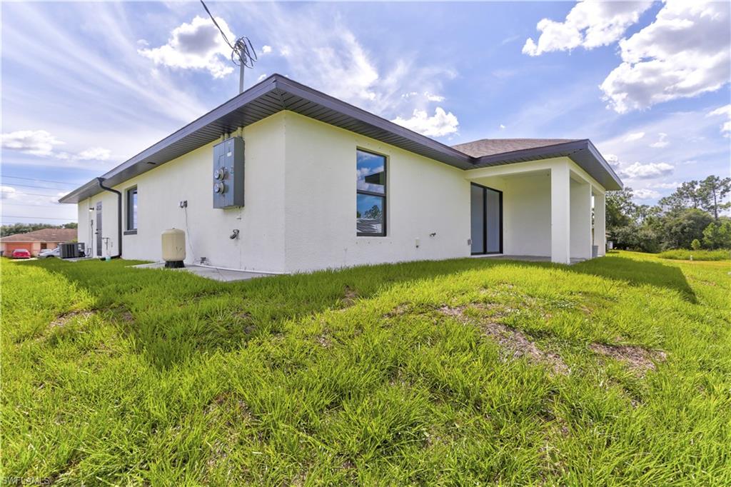 LEHIGH ACRES - Residential