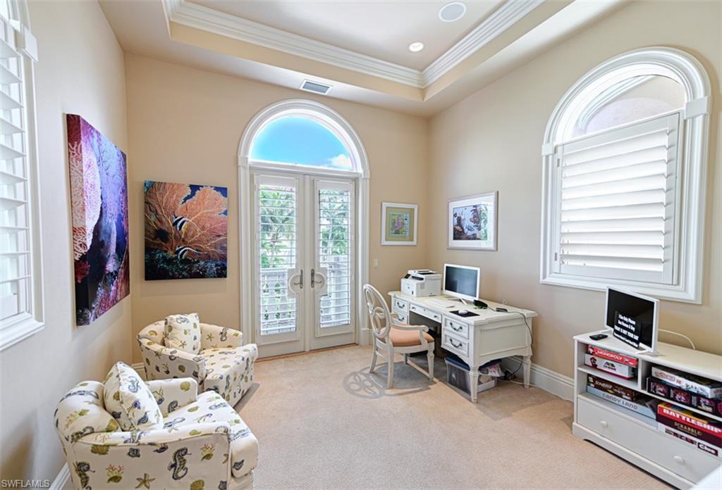 BAREFOOT BEACH - Residential