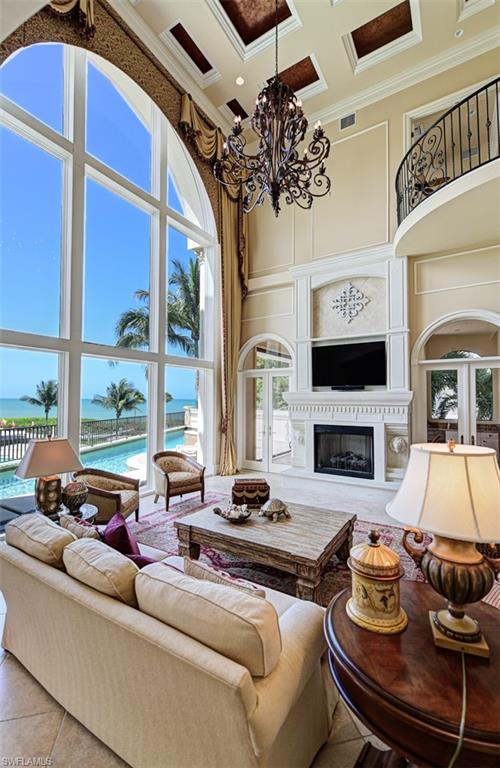 BAREFOOT BEACH - Residential