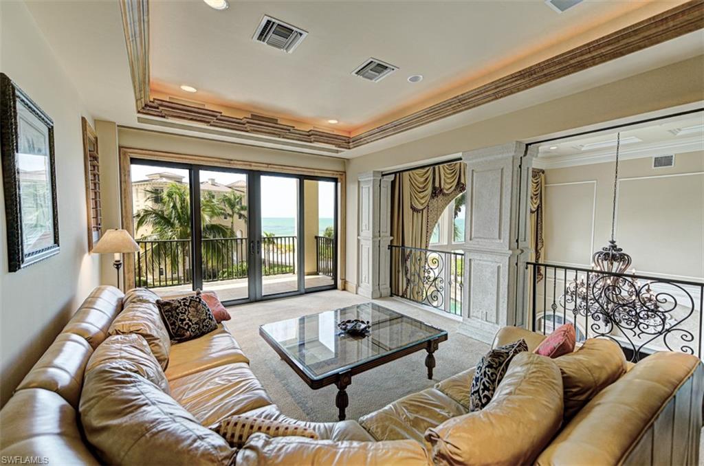 BAREFOOT BEACH - Residential