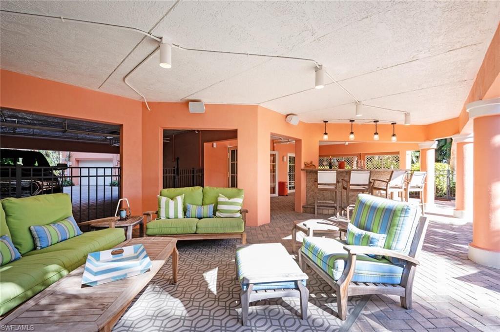 TARPON BAY AT CAPTIVA - Residential