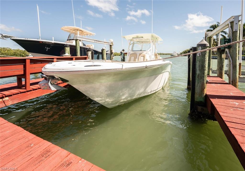 TARPON BAY AT CAPTIVA - Residential