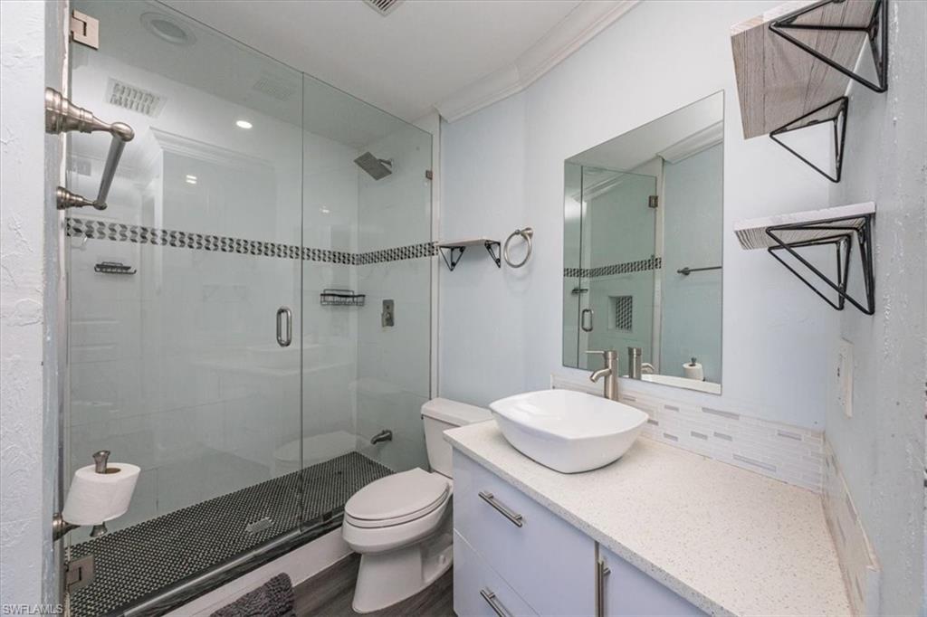 CORAL BAYVIEW CONDO - Residential