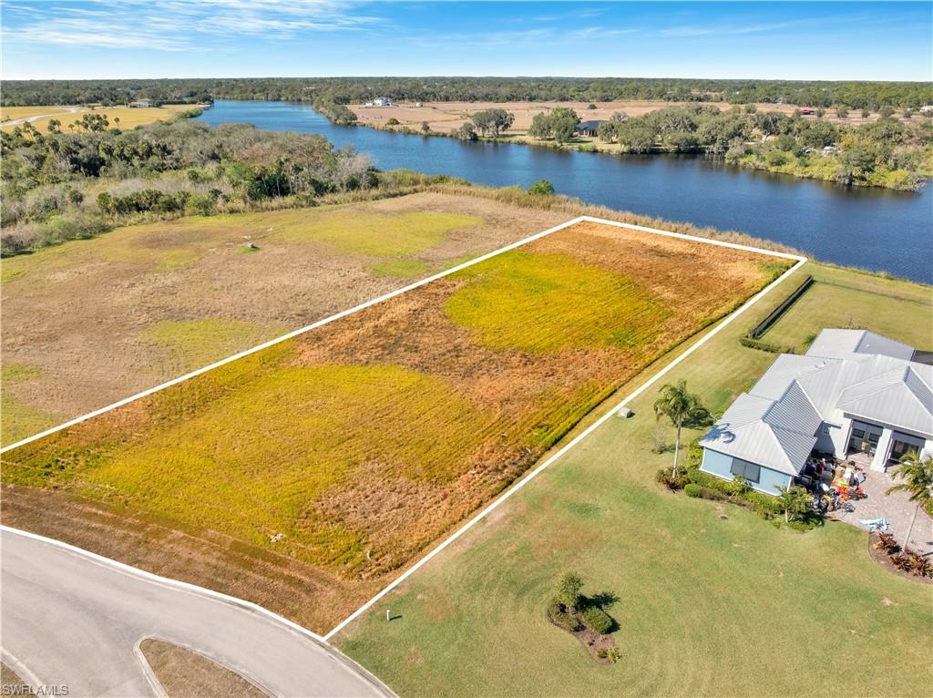 CALOOSA PRESERVE - Land