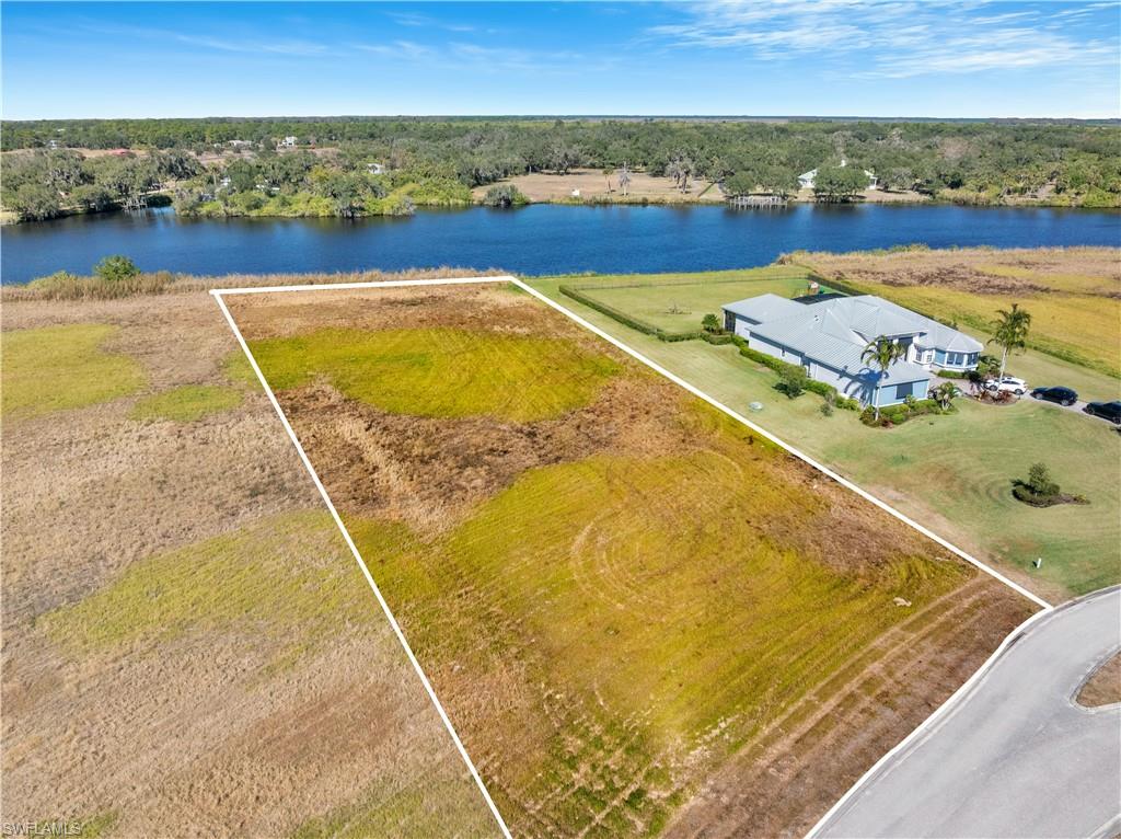 CALOOSA PRESERVE - Land