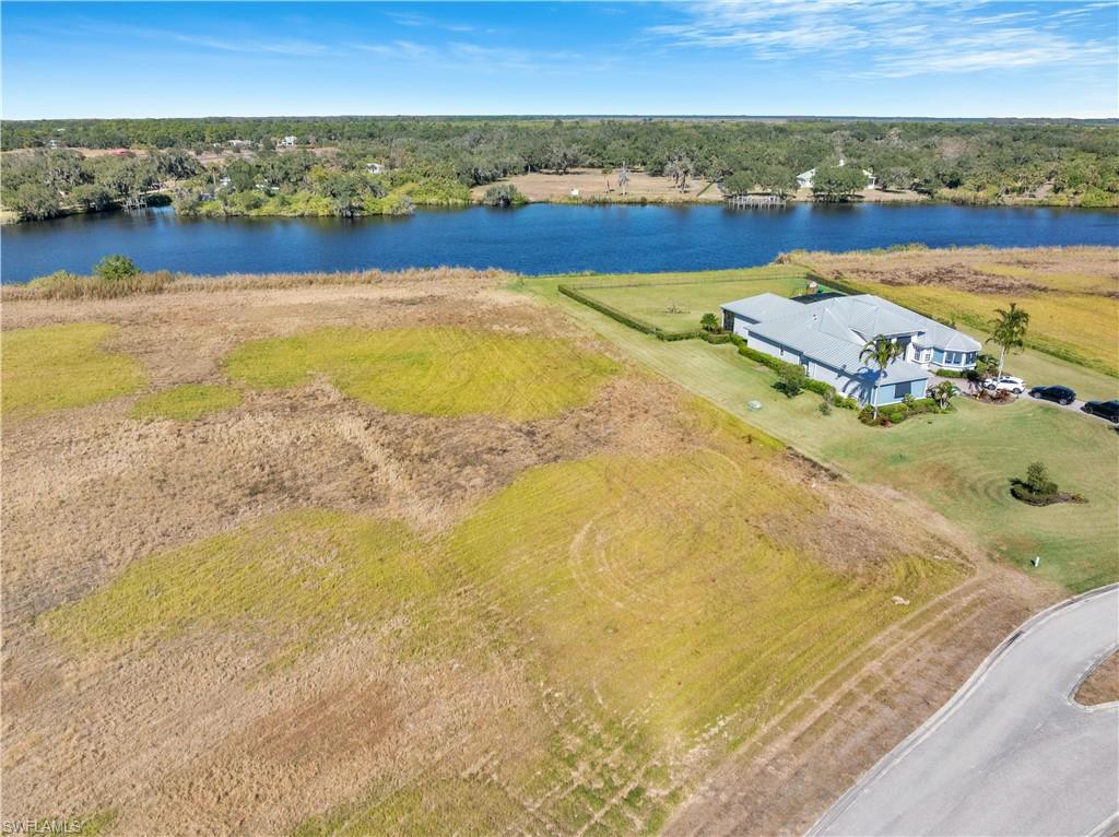 CALOOSA PRESERVE - Land