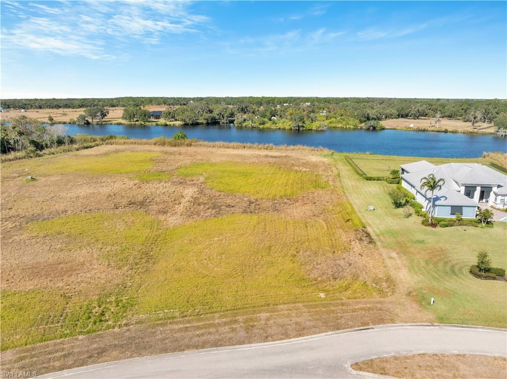 CALOOSA PRESERVE - Land