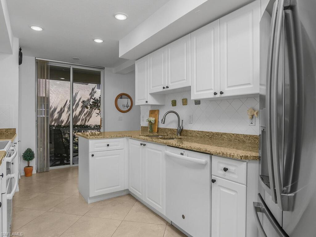 BERMUDA CAYS - Residential