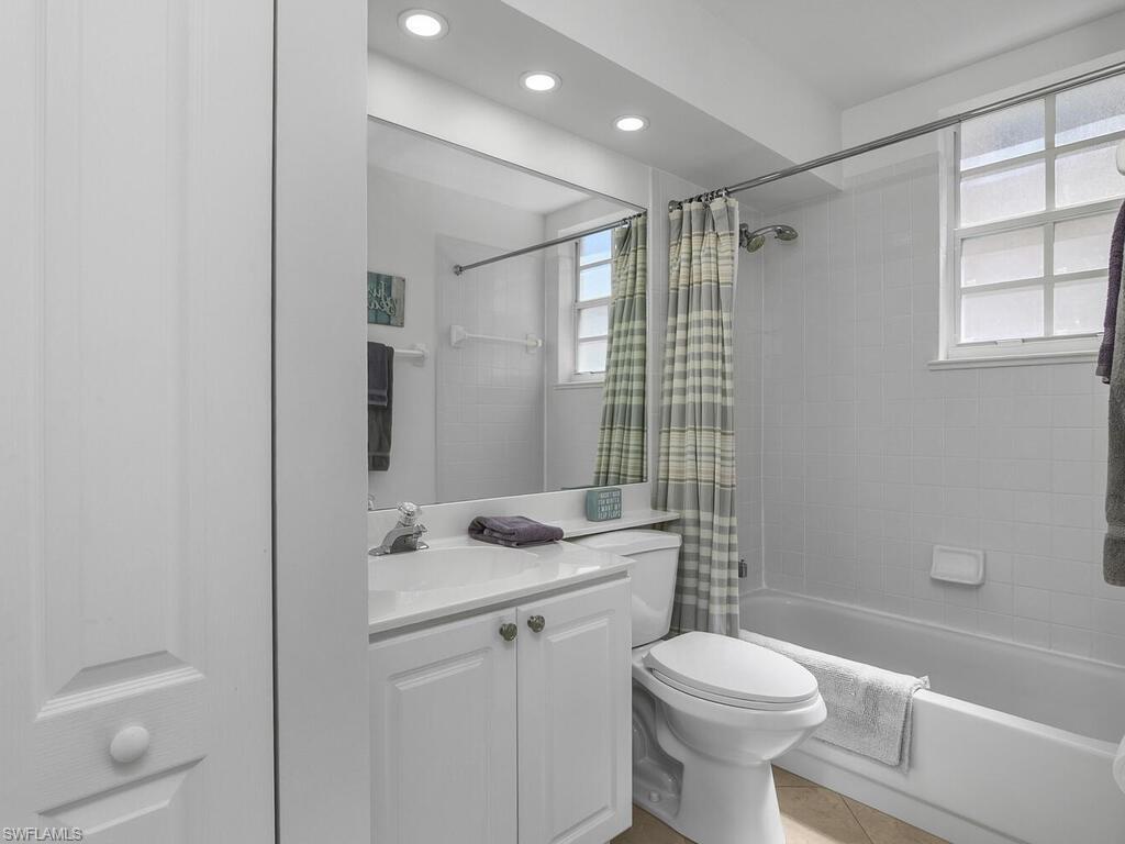 BERMUDA CAYS - Residential