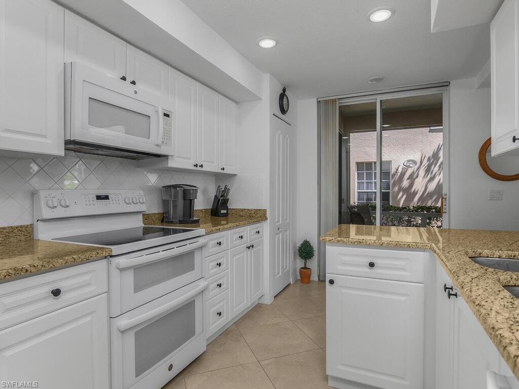 BERMUDA CAYS - Residential