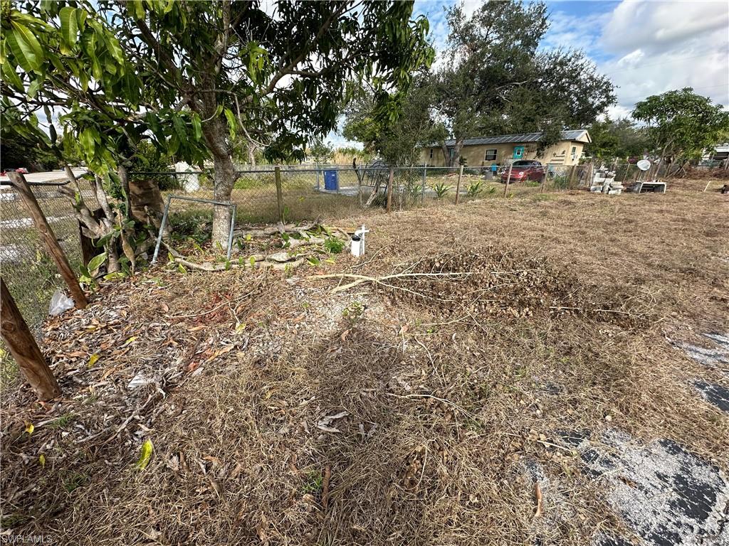 SUNCOAST ESTATE - Land