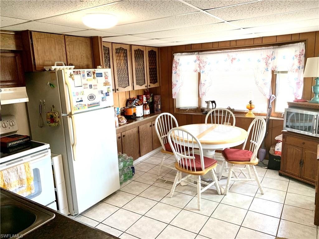 IMPERIAL HARBOR - Residential