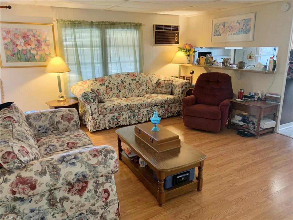 IMPERIAL HARBOR - Residential