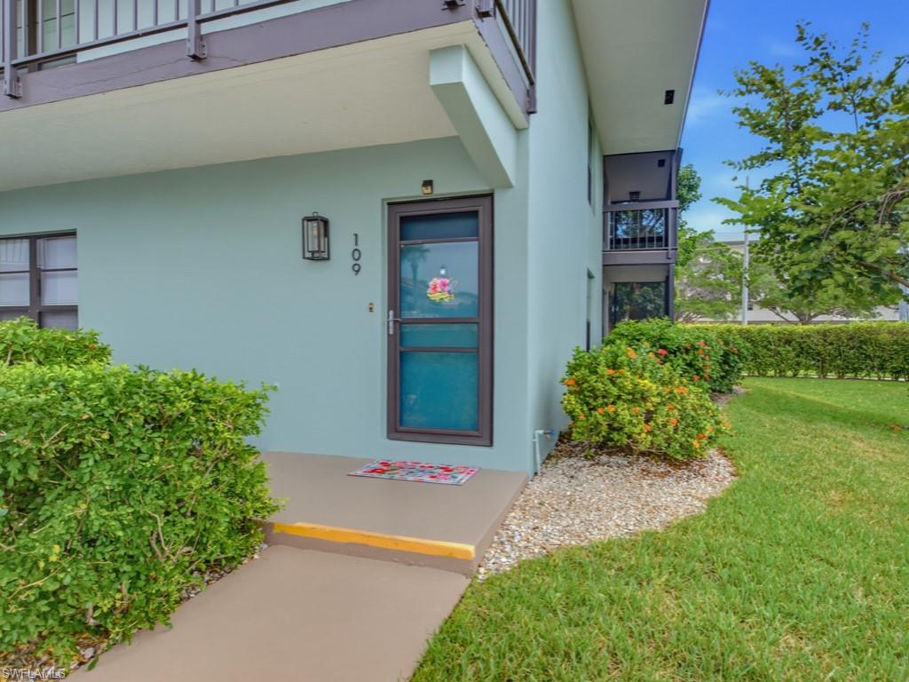 27 Greenbrier ST 109