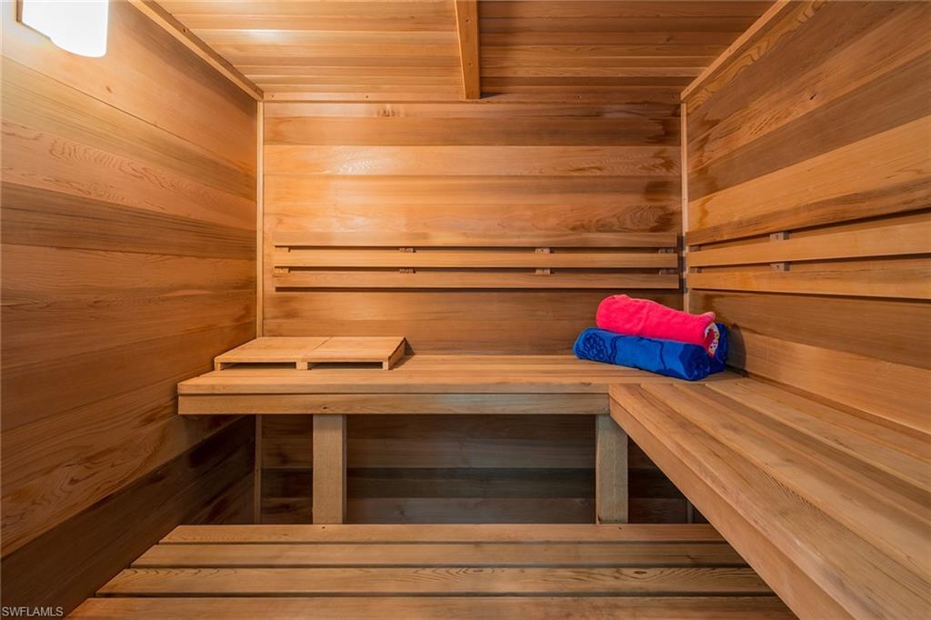 KEEWAYDIN ISLAND - Residential